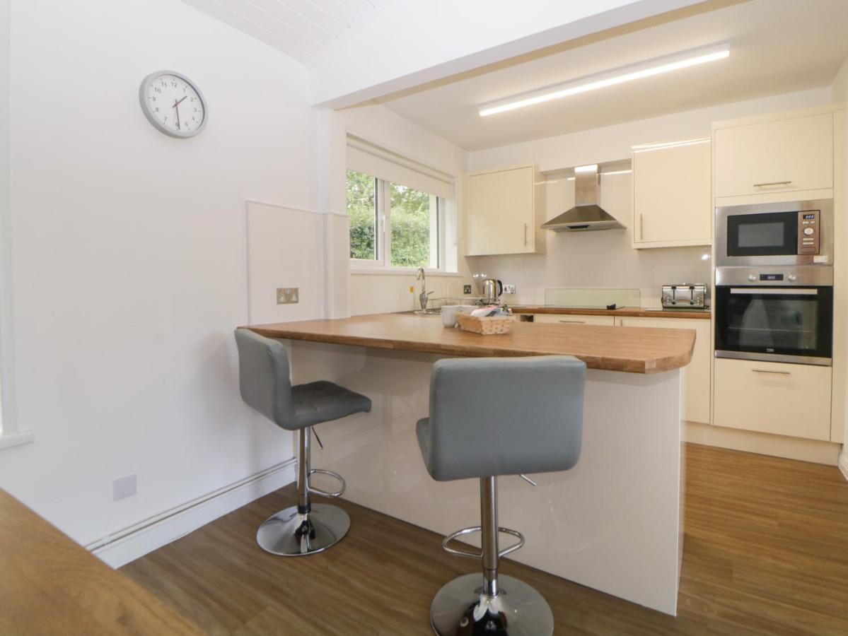 Harcombe House Bungalow 9 نيوتن أبوت المظهر الخارجي الصورة